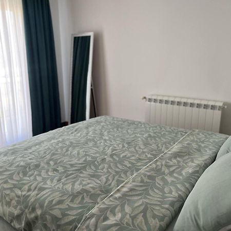 Surcin Apartment Ledine Екстер'єр фото