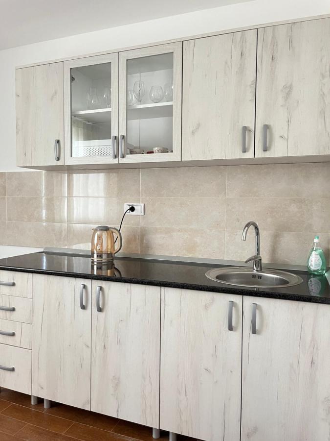 Surcin Apartment Ledine Екстер'єр фото